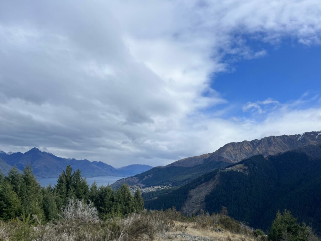 Queenstown hill hike