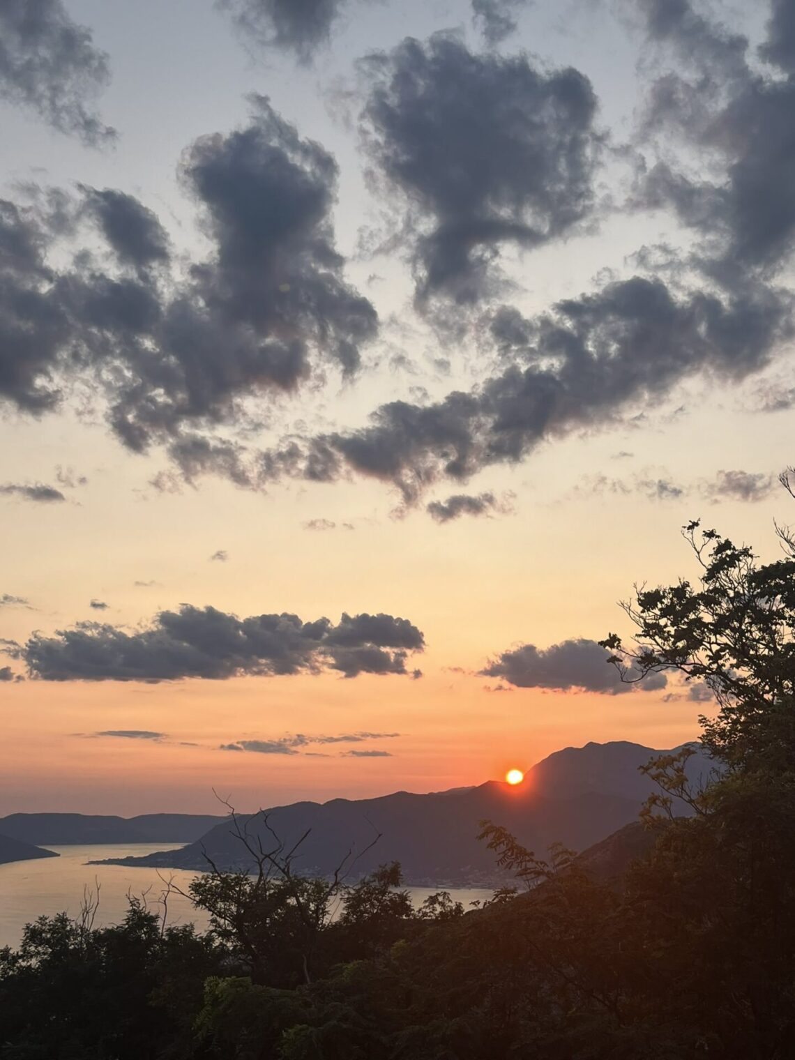 zonsondergang kotor montenegro