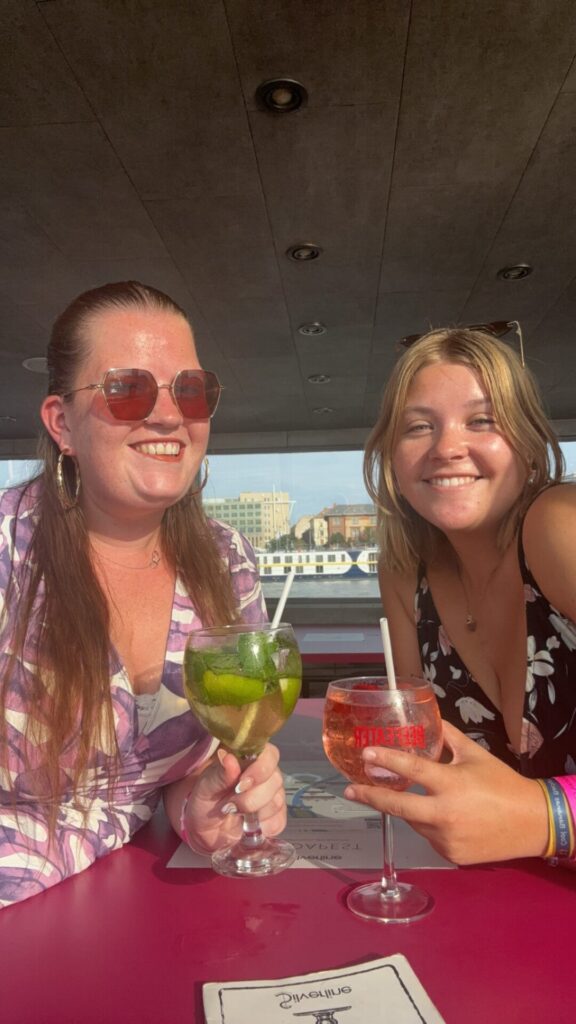 cocktail cruise boedapest